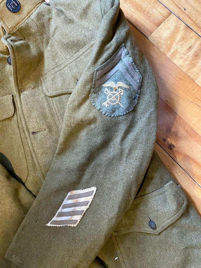US1917 sergeant uniform wwi dans Art et objets de collection  à Laval/Rive Nord - Image 2
