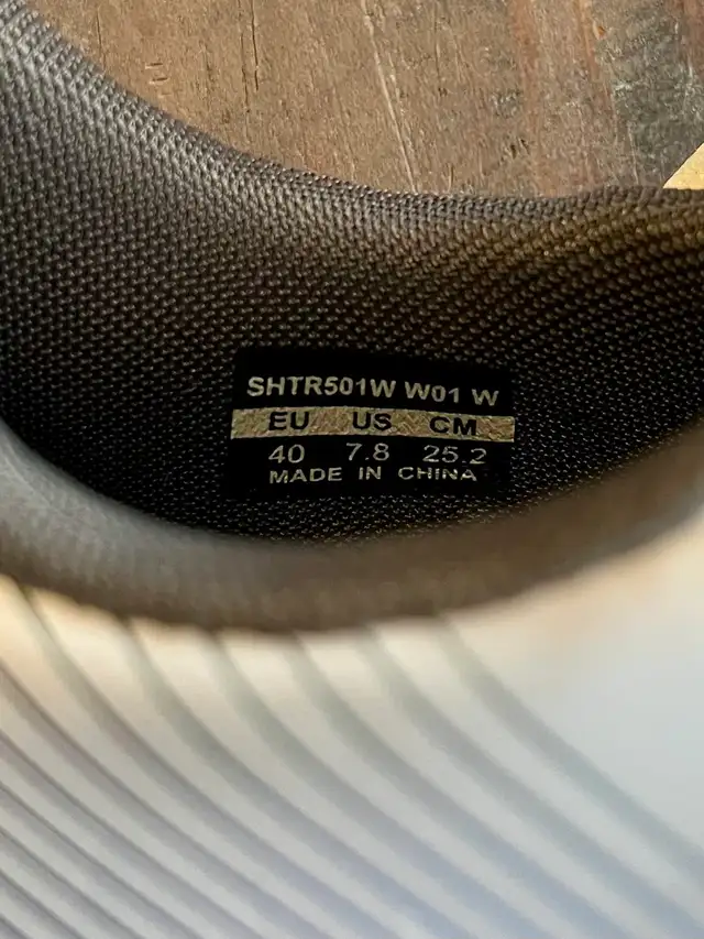 New - Shimano TR5 women’s bicycle shoes in Clothing, Shoes & Accessories in Barrie - Image 7