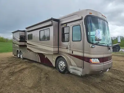 2006 Monaco Holiday Rambler 40 Ft Diesel Pusher Motorhome Cummins 8.8L 6 cylinder diesel engine, All...