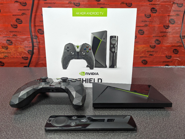 Nvidia Shield with Gaming Controller in Video & TV Accessories in Markham / York Region