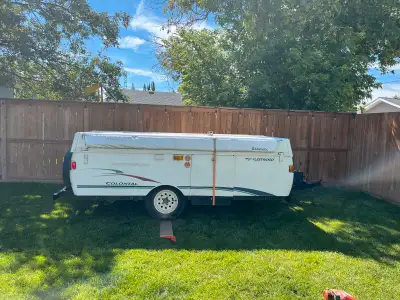 2005 12 foot fleetwood trailer. New awning, no leaks. Why’s wrong with it? -fridge stopped working,...