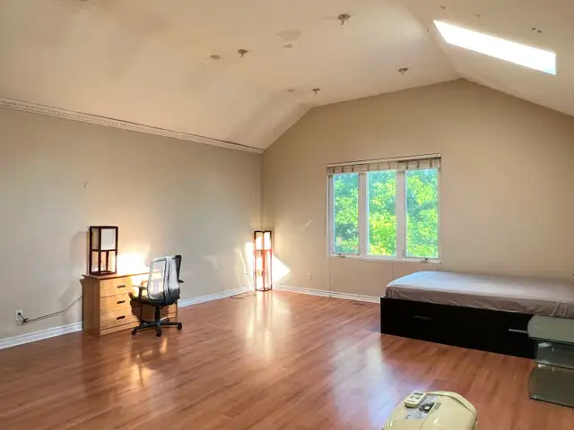 Private Studio Apartment for Rent near Yonge / Steeles (May 15)