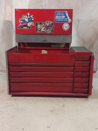 SNAP-ON TOOL CHEST WITH KEY