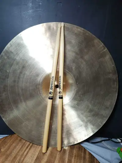 CB drums 16 in crash cymbal by Pearl + rock band sticks , View more