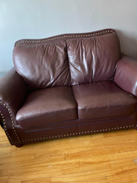 sofa 2 place cuir in Greater Montréal - Kijiji Canada