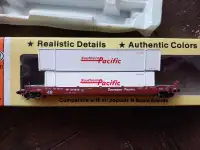 N scale Intermodal car with 2 containers brand new
