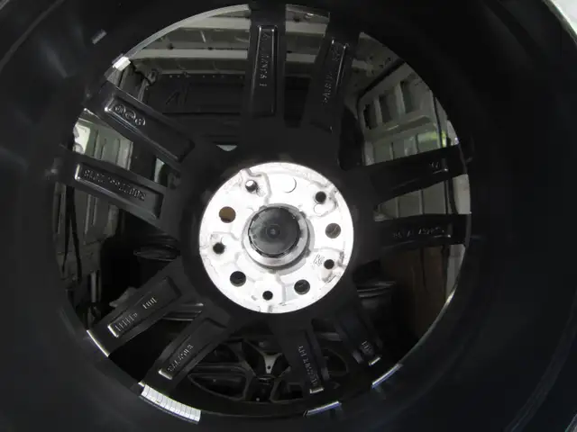 Original BMW X3M X4M 20" ferric grey style 764M cold weather set in Tires & Rims in Oakville / Halton Region - Image 7