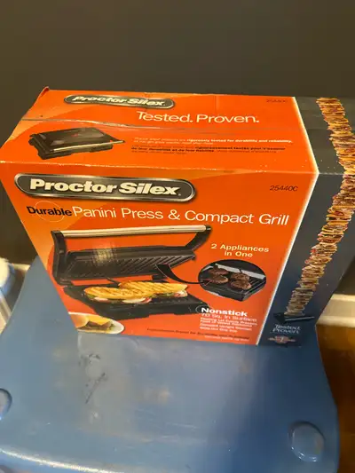 Toast sandwiches or cook burgers $25 OBO Please