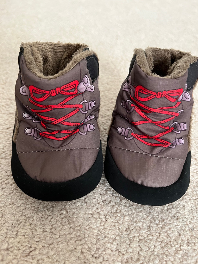 The North Face Infant NSE Booties in Clothing - 0-3 Months in Kitchener / Waterloo
