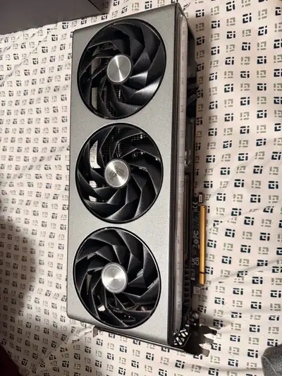 RX 7900XTX sapphire Nitro plus overclocked, View more