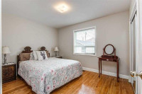 Main floor 2 bedroom rent in Etobicoke Near all Transits $2400