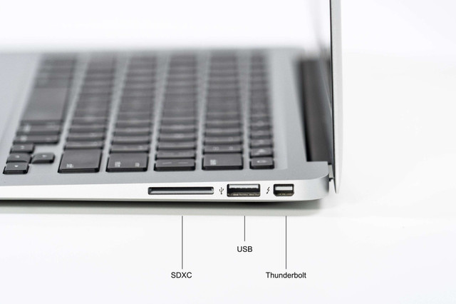 Apple MacBook Air 13-inch in Laptops in Grande Prairie - Image 2