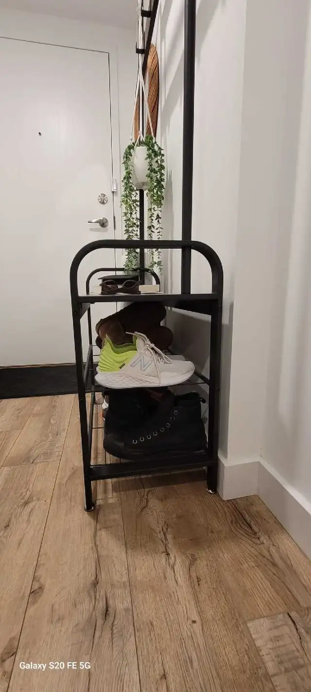 4 in 1 Coat Rack & Spacious Storage in Bookcases & Shelving Units in City of Toronto - Image 5