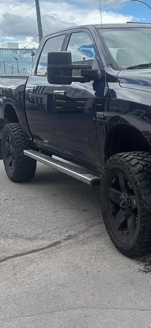Ram 1500 SLT Crew Cab582383858909204485
