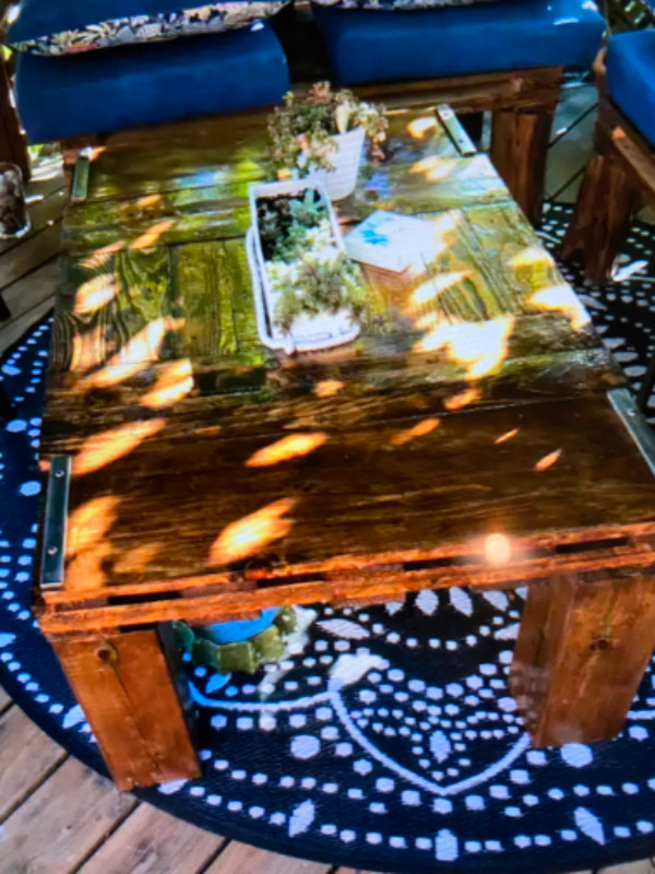Custom made rustic solid wood table in Other Tables in Mississauga / Peel Region - Image 4
