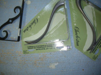 OUT DOOR POT/PLANTER HANGING CLAMP/BRACKET FOR SALE $3