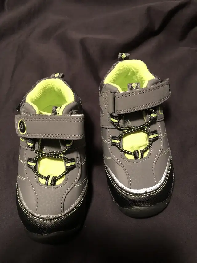 BRAND NEW - Pediped boys shoes - size 5.5 in Clothing - 12-18 Months in Saskatoon - Image 3