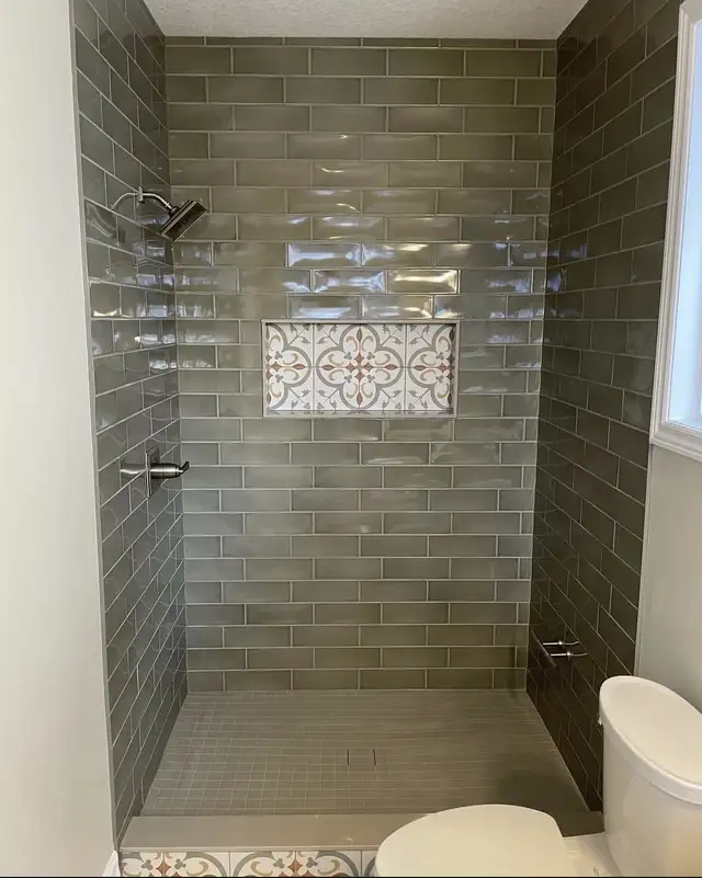 Tile setter65048377142657127