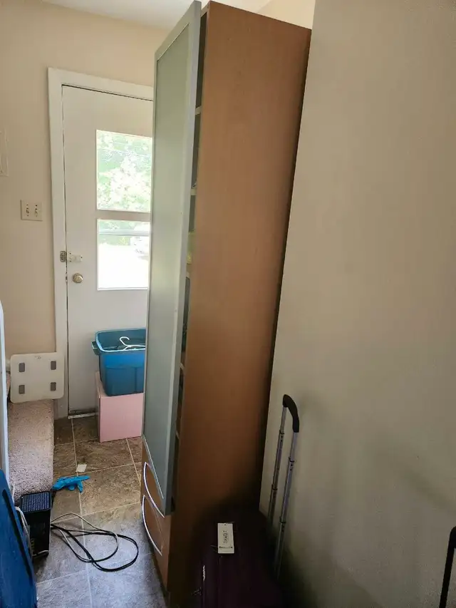 Cabinet needs new home in Bookcases & Shelving Units in Edmonton - Image 3