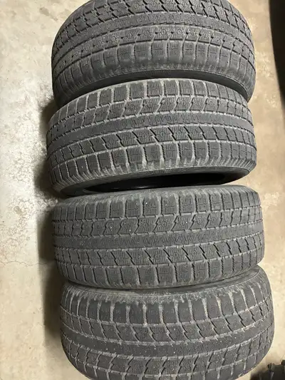 4-275-55R -20 inch all season tires. Approx 30-40 % remaining —$100