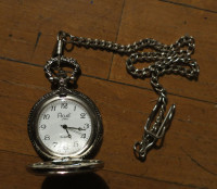 Silver Tone Pocketwatch Acuet Japan with Chain and Clip