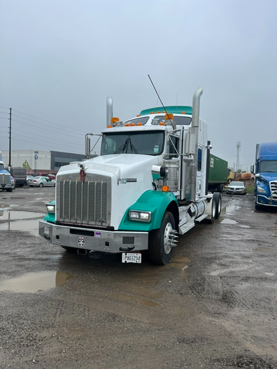 2014 Kenworth T800 for Sale ( Eaton fuller 18 speed automatic ) Heavy Duty rear end differential Ful...