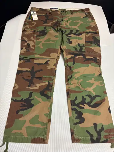 Polo Ralph Lauren - Men's Green Multi Camo Utility Cargo Pants, View more