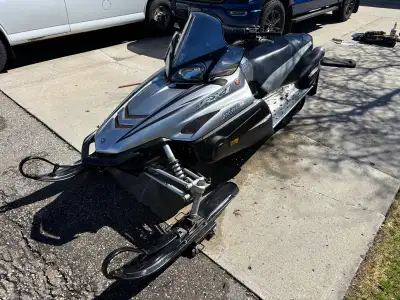 2003 Yamaha RX1 4 stroke 1000cc Great sled, runs well, selling as I upgraded to a new sled at the en...