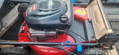 Mint condition, very powerful, Self propelled mower 190 cc/ 5.59 hp 6.75 ft_ lbs torque 25 inch. $40...