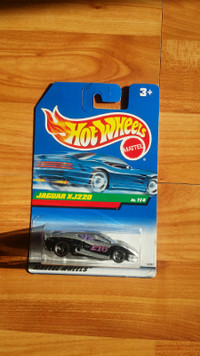 New Carded Hot Wheels Vintage Jaguar XJ220