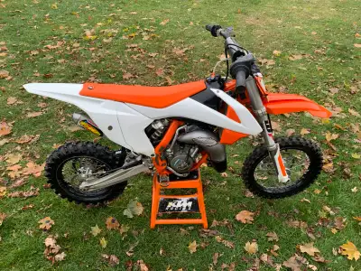 Great shape! 65cc 2 stroke with clutch. -Recent top end rebuild. -Full FMF exhaust system. -V force...