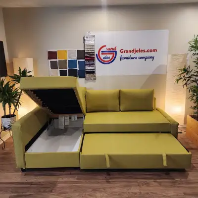 CANAPÉ-LIT SECTIONNEL FRIHETEN MOUTARDE REMIS À NEUF + LIVRAISON, View more