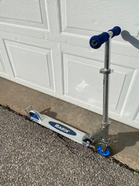 Razor Folding Aluminum 2- wheel Kick Scooter