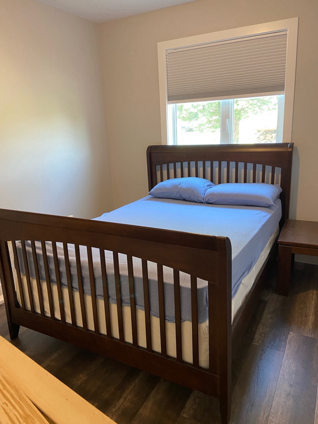 Double Bed - Convertible Crib in Beds & Mattresses in Saskatoon - Image 2