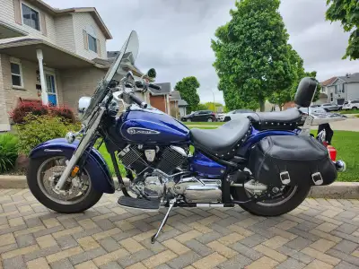 2009 was the last year of the Yamaha V-Star 1100. This bike, featuring the Silverado trim package is...