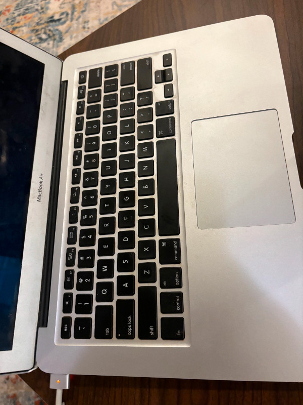 2015 Macbook Air 13" in Laptops in Burnaby/New Westminster - Image 4