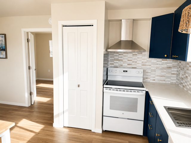 All-Inclusive Executive Apartment in New Build: Fully Furnished in Long Term Rentals in Cape Breton - Image 8
