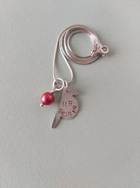 Sterling Silver Necklace w/Bird/Robin Charm & Pink Pearl