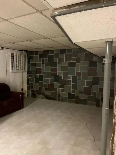 Private Room for Rent – Available with parking Private basement room available in a clean and 1.5-ba...