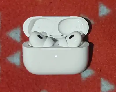 Apple Airpods Pro 2nd Gen, View more