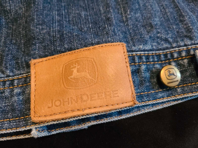 John Deere Denim Jacket (toddler, size 3T) in Clothing - 3T in Owen Sound - Image 3
