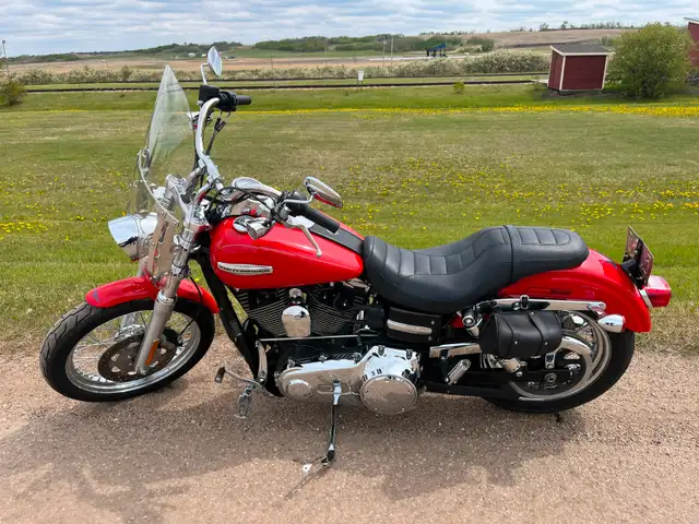 2010 Harley Davidson FXDC Dyna Super Glide Custom in Street, Cruisers & Choppers in Red Deer - Image 3
