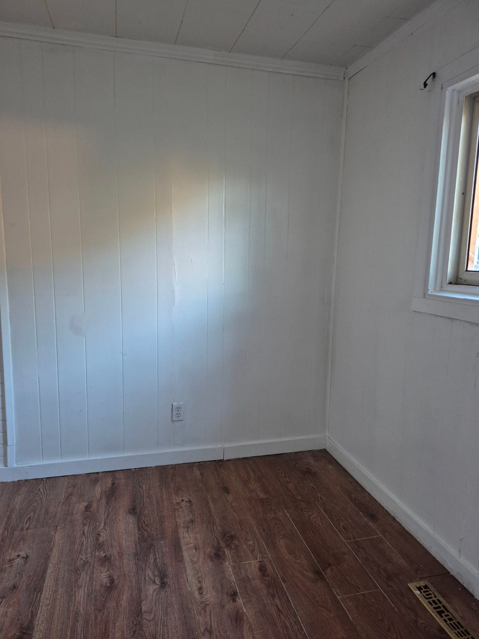 FREE INTERNET* Affordable 1BDRM, 1BATH Unit w Yard--$850 3