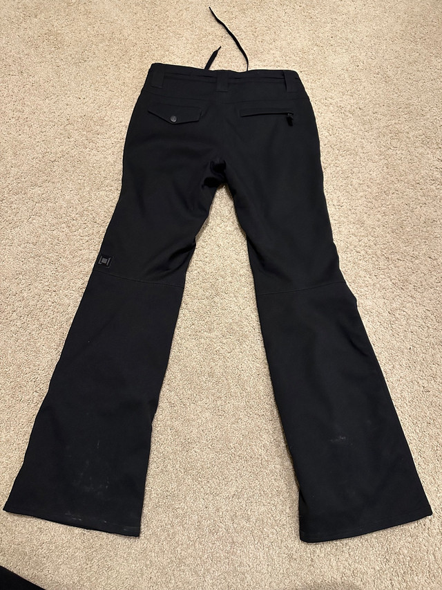 L1 Premium Goods Snow Pants size 32 in Snowboard in Calgary - Image 2