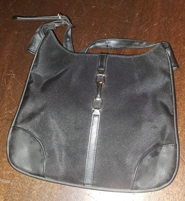 Vintage Bag Leather and synthetic, Horse-bit Black and Silver in Women's - Bags & Wallets in Hamilton