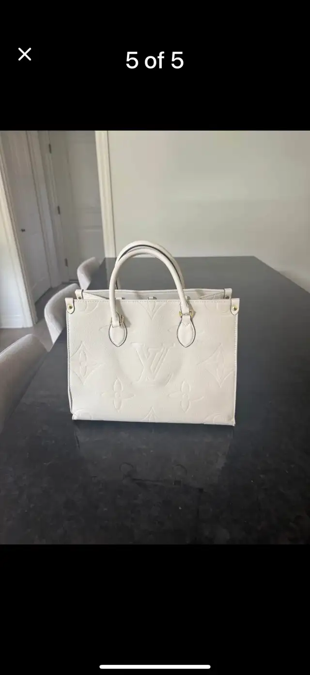 LV PURSE in Women's - Bags & Wallets in London - Image 4