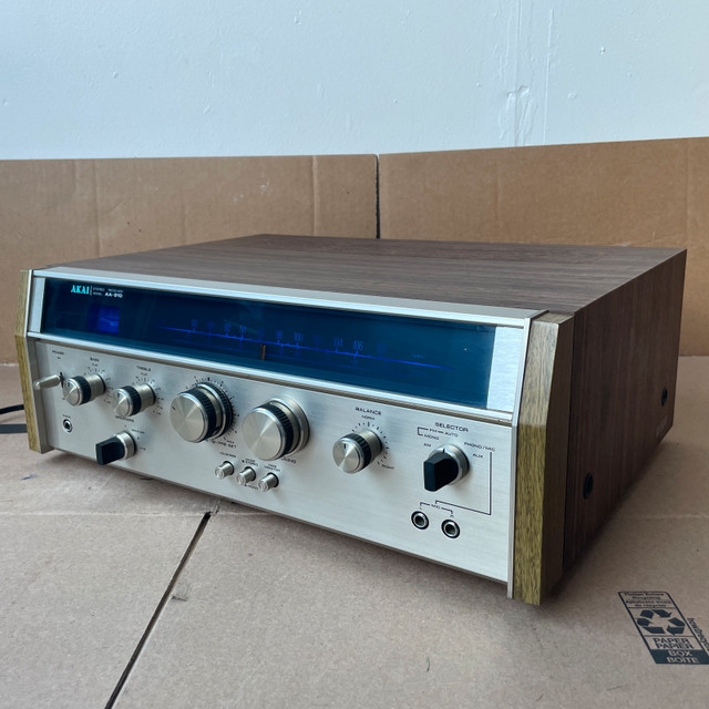 AKAI AA-910 Stereo Receiver  in Stereo Systems & Home Theatre in Barrie - Image 2