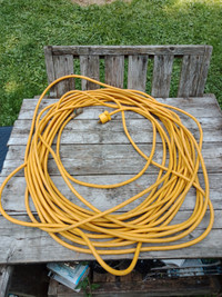 98 Foot Heavy Duty Electrical Extension Cord, 12 AWG