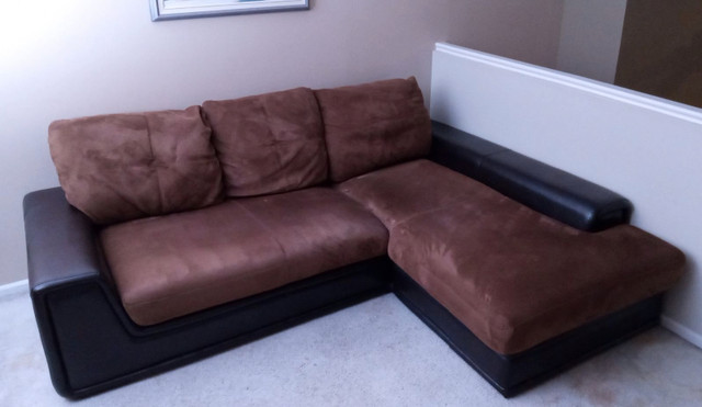 Selling TV room Couch in Other in Delta/Surrey/Langley