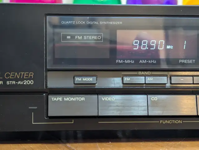 Amplifier / Receiver Sony STR-AV200 Audio / Video Control Center in Stereo Systems & Home Theatre in Red Deer - Image 4